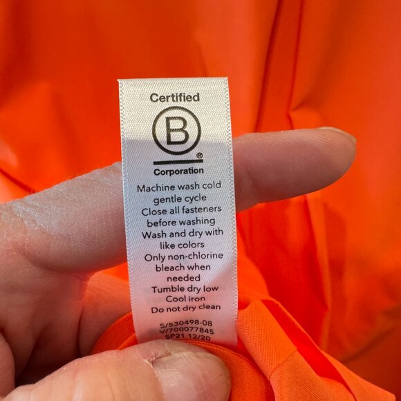 Athleta Urbanite Button Down Top in Orange - Picture 7 of 7